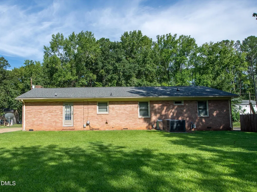 609 Page Street Clayton, NC 27520
