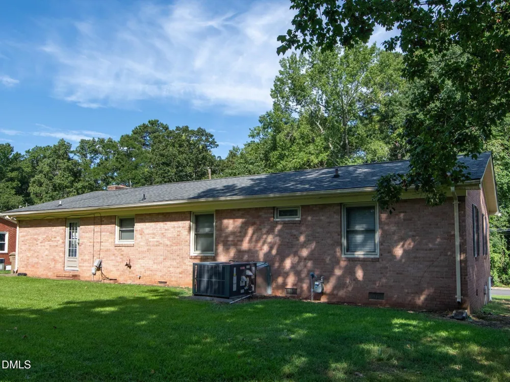 609 Page Street Clayton, NC 27520