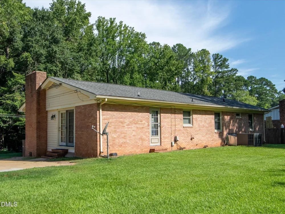 609 Page Street Clayton, NC 27520