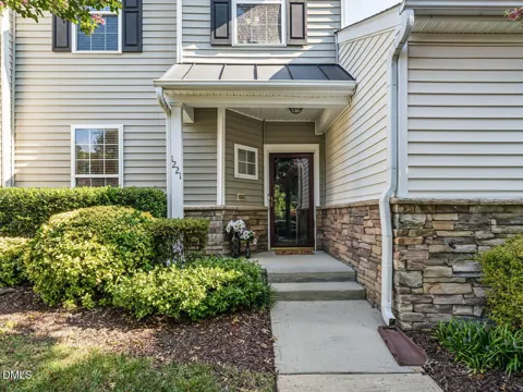 1221 Maroon Drive