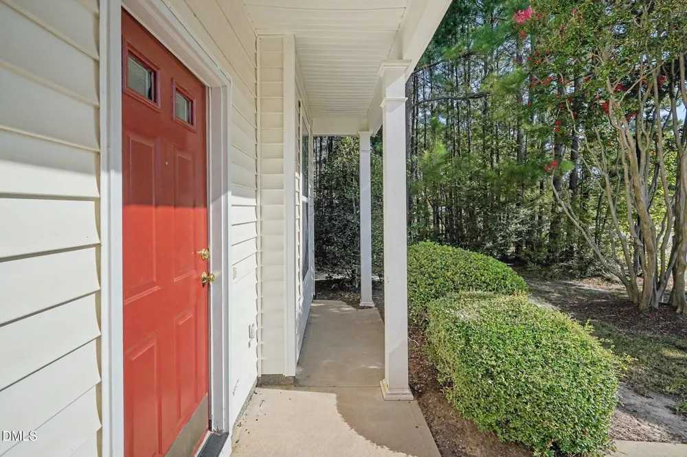 445 Commons Drive Holly Springs, NC 27540
