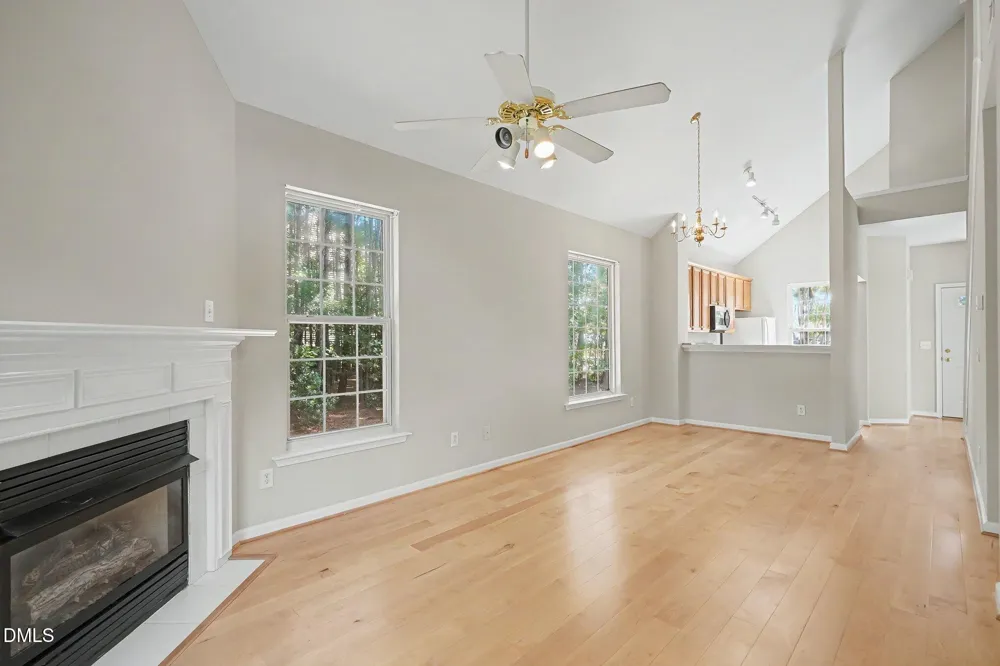 445 Commons Drive Holly Springs, NC 27540