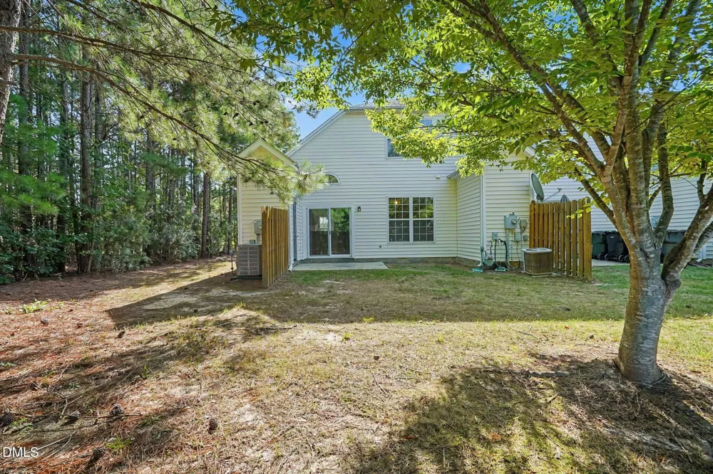 445 Commons Drive Holly Springs, NC 27540