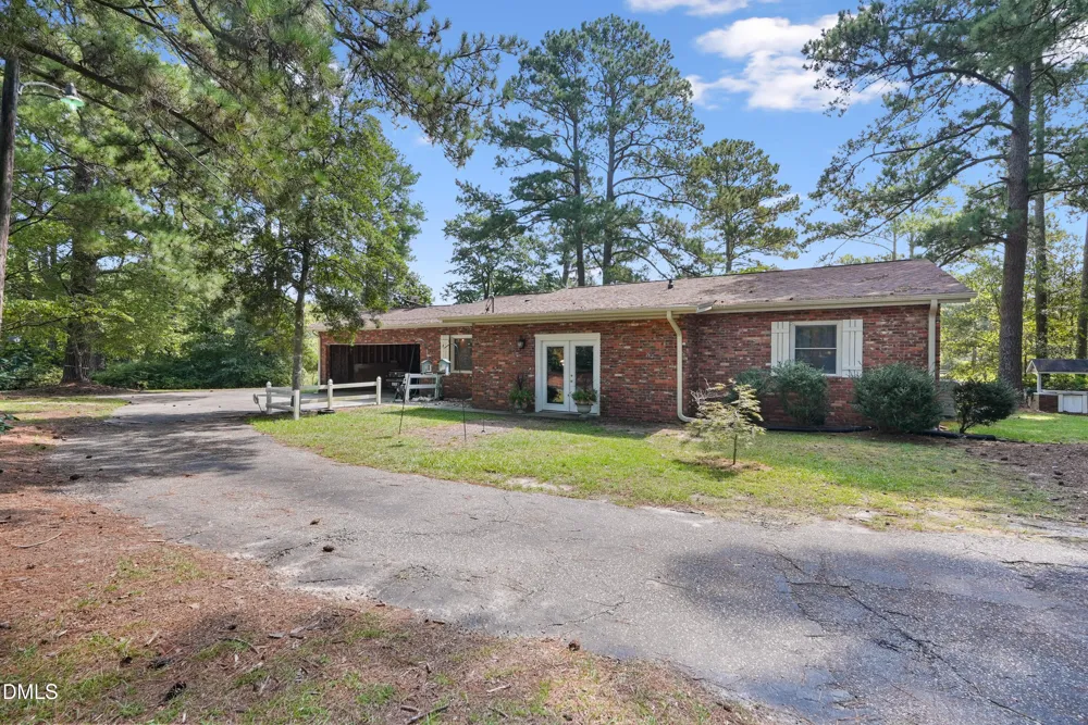 2292 Fairground Road Coats, NC 27521