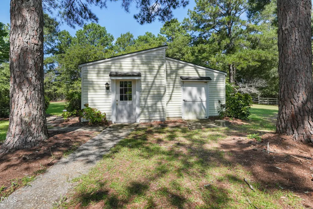 2292 Fairground Road Coats, NC 27521