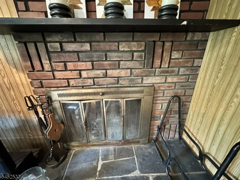 227 Old Stage Rd Spotswood, NJ 08884
