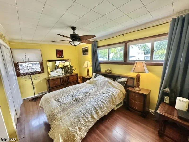 227 Old Stage Rd Spotswood, NJ 08884