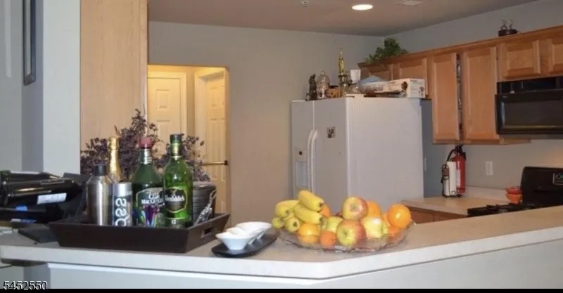 124 Wallace Ct #701 Unit 701 Green Brook, NJ 08812