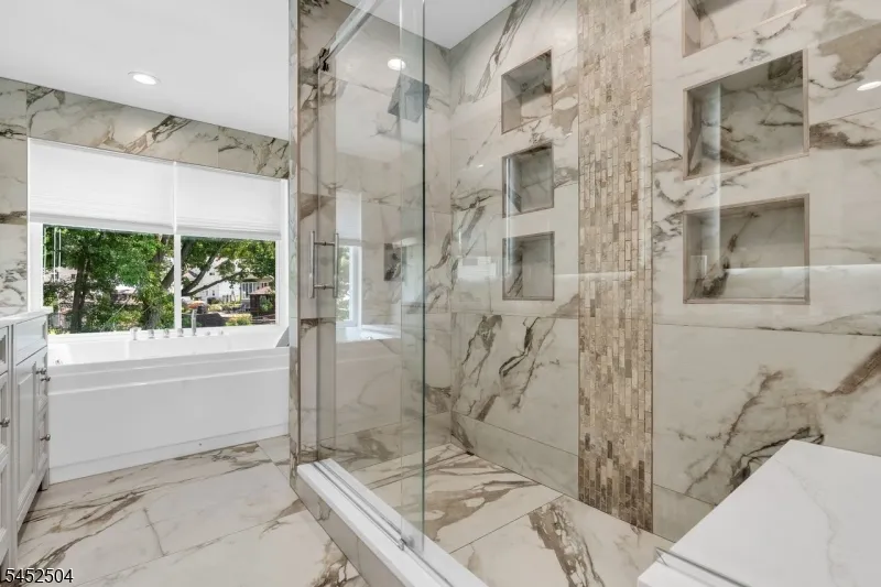 21 John Pl Cedar Grove, NJ 07009