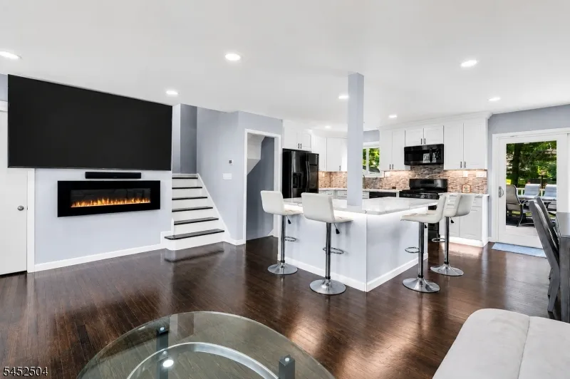21 John Pl Cedar Grove, NJ 07009