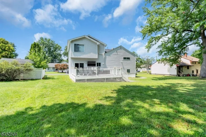 21 John Pl Cedar Grove, NJ 07009