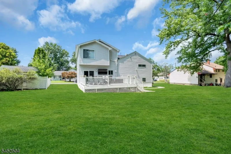 21 John Pl Cedar Grove, NJ 07009