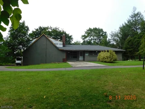 211 Pickle Rd