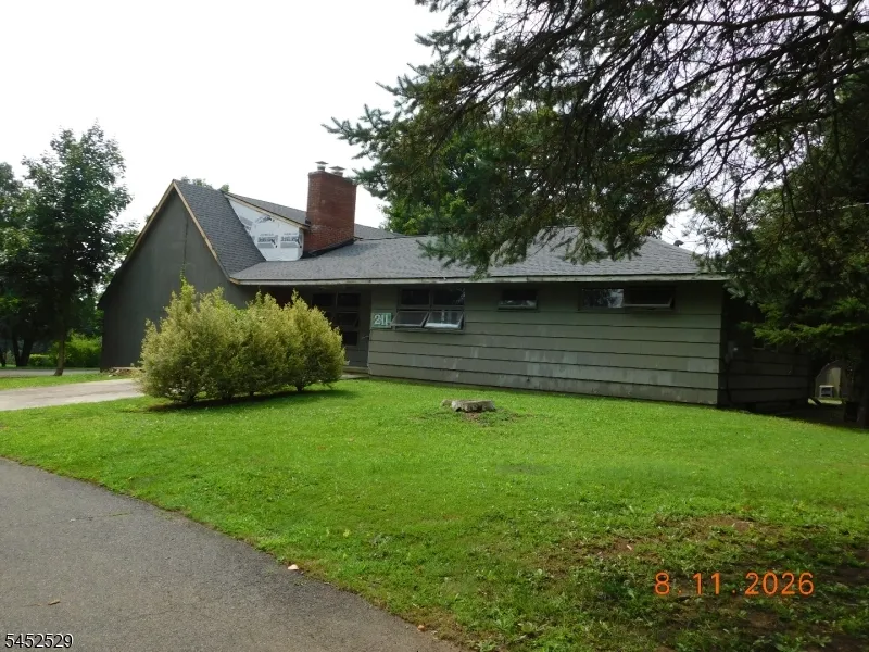 211 Pickle Rd Washington, NJ 07830