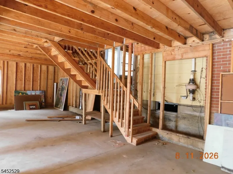 211 Pickle Rd Washington, NJ 07830