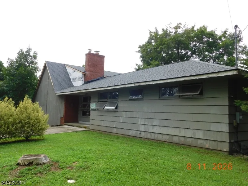 211 Pickle Rd Washington, NJ 07830