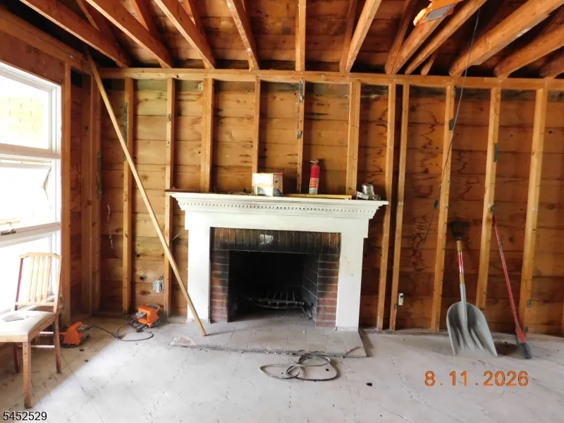 211 Pickle Rd Washington, NJ 07830