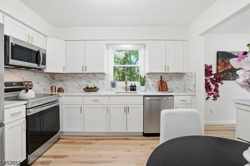 3 Conklin Ave Hopatcong, NJ 07874