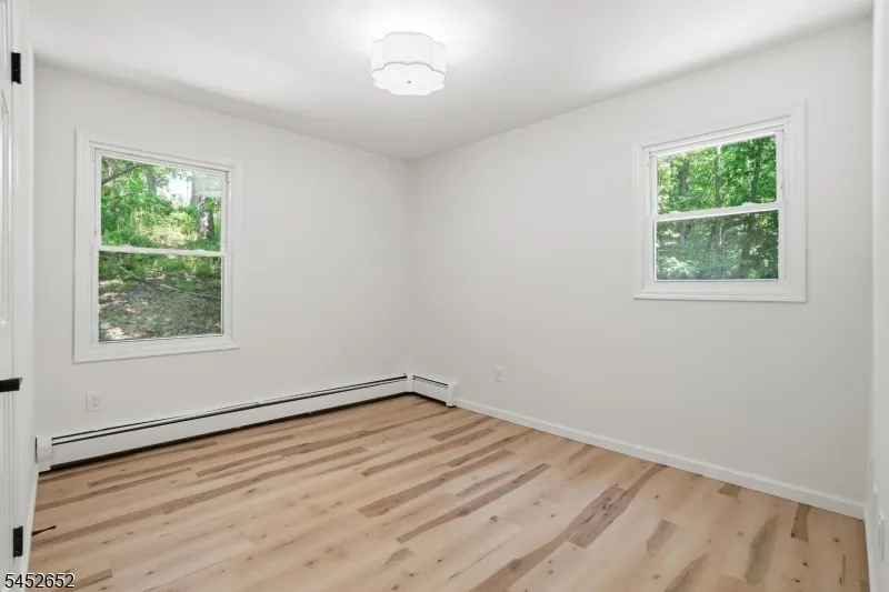 3 Conklin Ave Hopatcong, NJ 07874