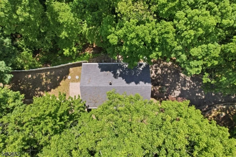 3 Conklin Ave Hopatcong, NJ 07874