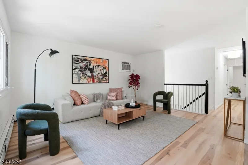 3 Conklin Ave Hopatcong, NJ 07874