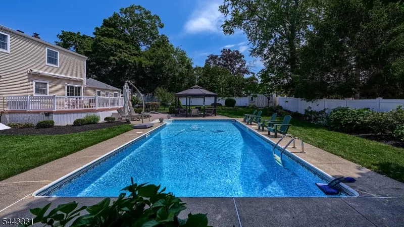 37 Keilana Dr Wayne, NJ 07470