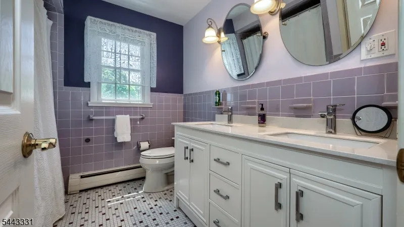 37 Keilana Dr Wayne, NJ 07470