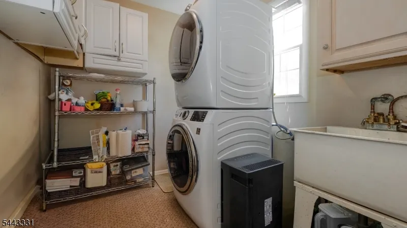 37 Keilana Dr Wayne, NJ 07470