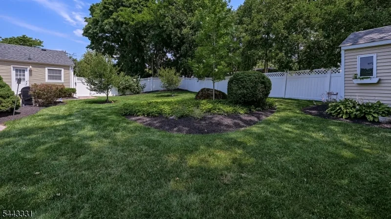 37 Keilana Dr Wayne, NJ 07470