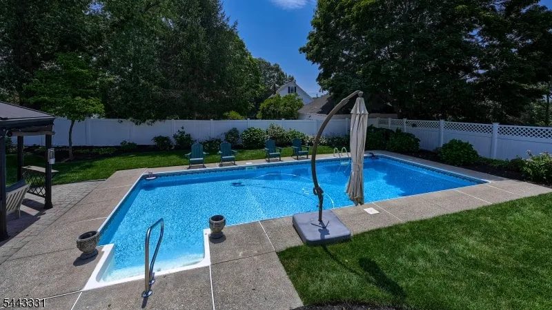 37 Keilana Dr Wayne, NJ 07470