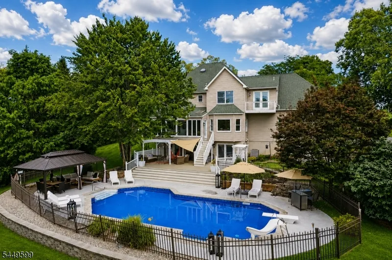 309 Greens Ridge Rd Greenwich, NJ 08886