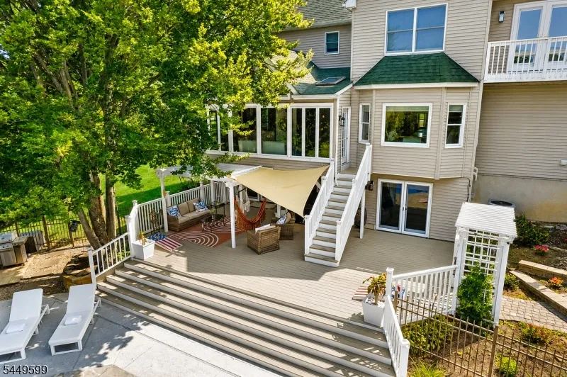 309 Greens Ridge Rd Greenwich, NJ 08886