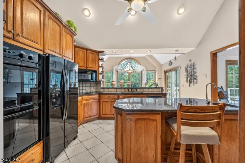 251 W Mountain Rd Sparta, NJ 07871