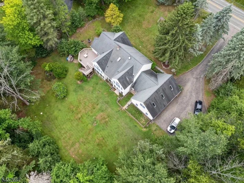 251 W Mountain Rd Sparta, NJ 07871