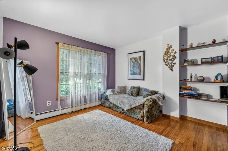 251 W Mountain Rd Sparta, NJ 07871