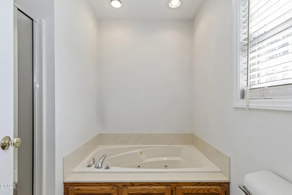 24 Courtney Lane Dunn, NC 28334
