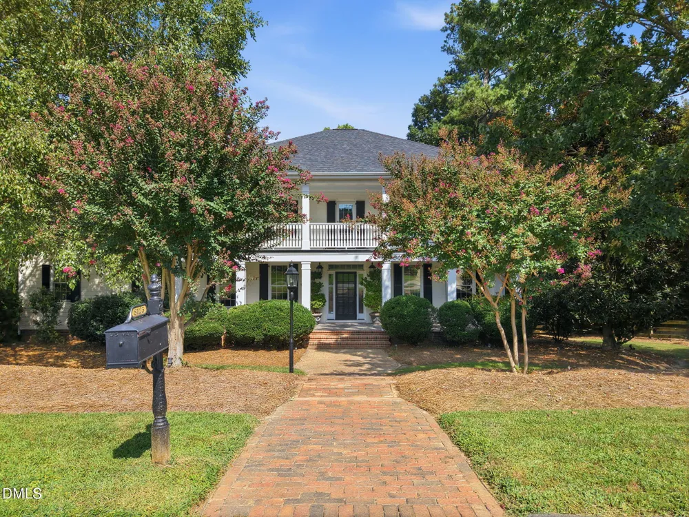 8125 Rosiere Drive Apex, NC 27539
