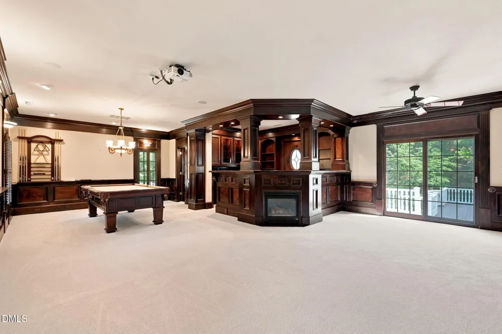 8125 Rosiere Drive Apex, NC 27539