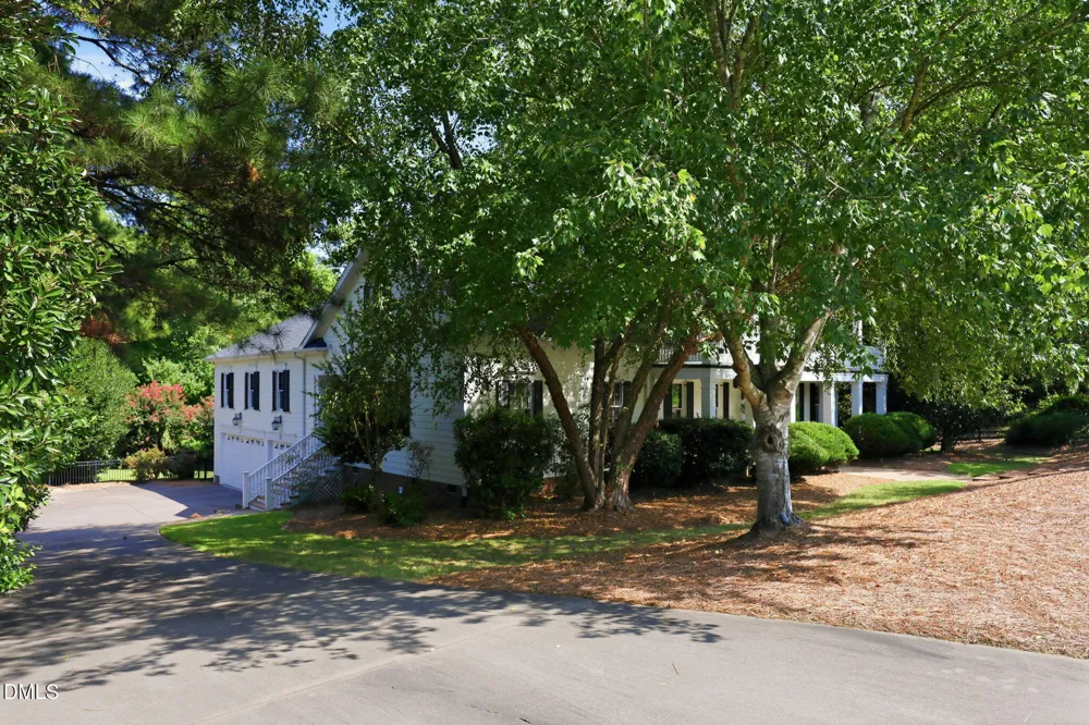 8125 Rosiere Drive Apex, NC 27539