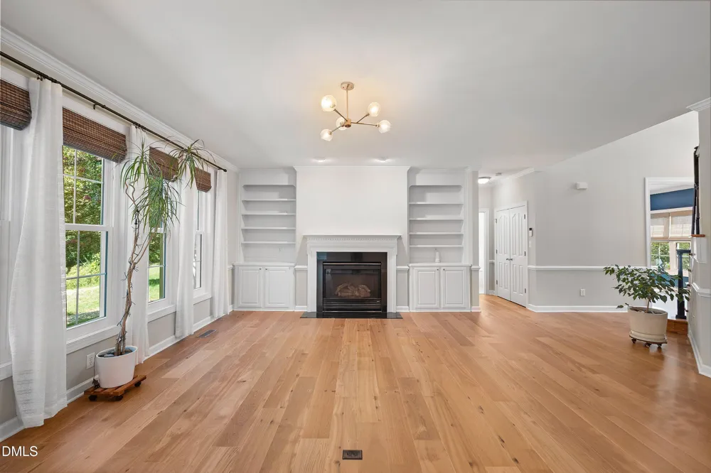 804 Modena Drive Cary, NC 27513