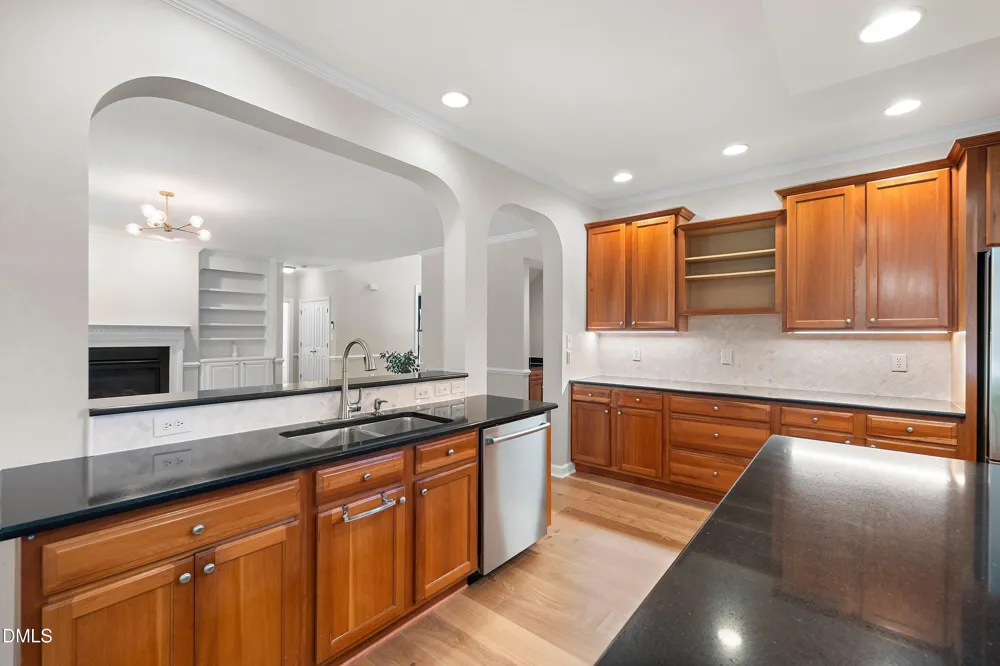 804 Modena Drive Cary, NC 27513