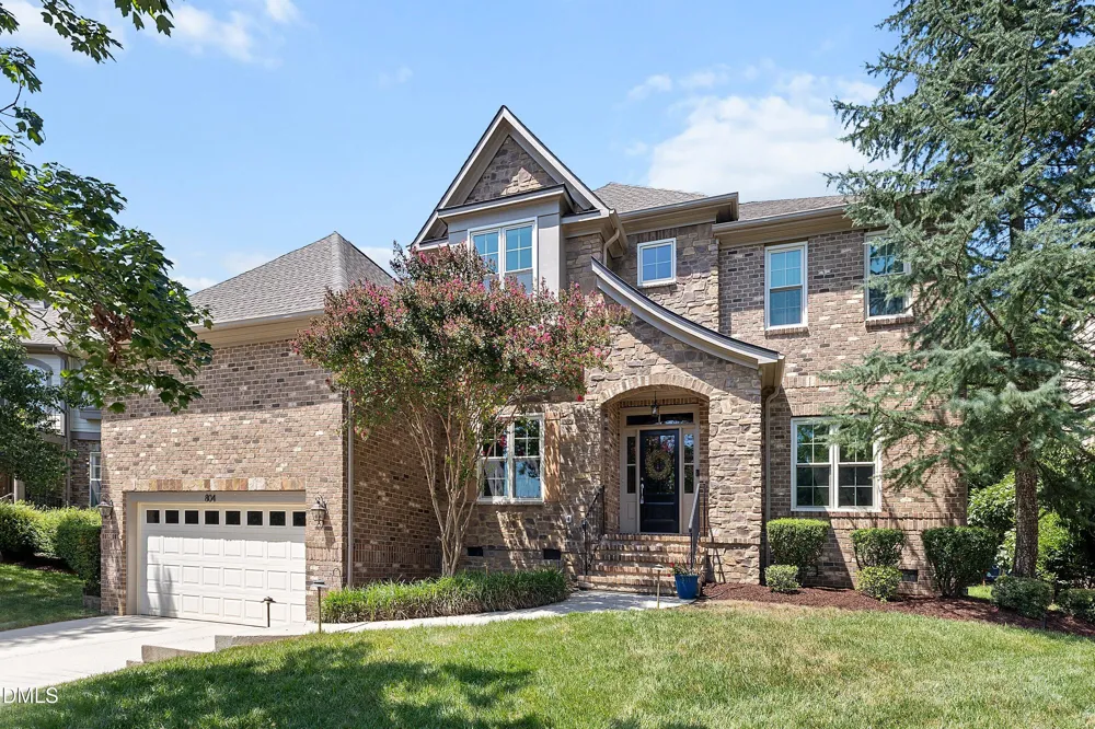 804 Modena Drive Cary, NC 27513
