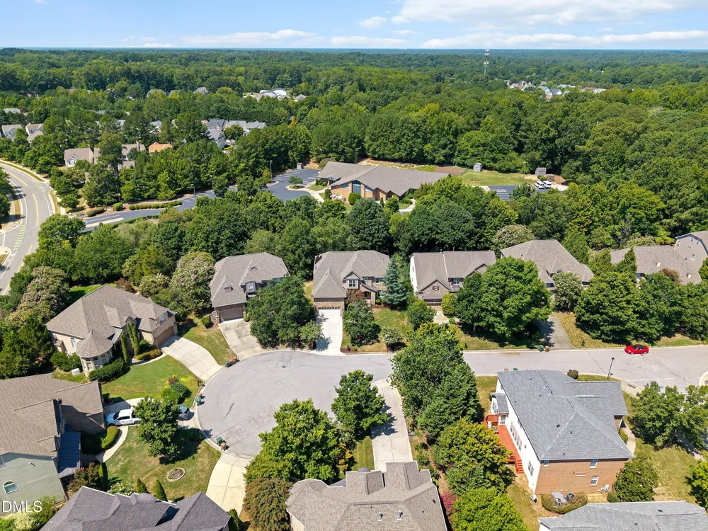 804 Modena Drive Cary, NC 27513