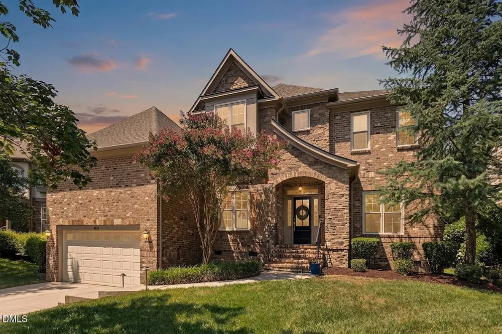 804 Modena Drive Cary, NC 27513