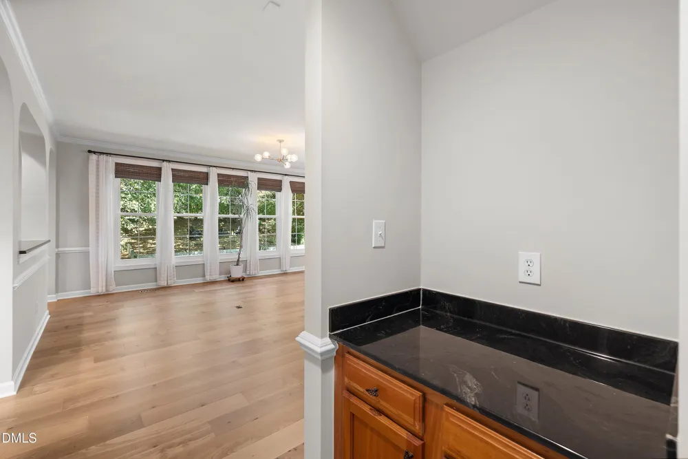 804 Modena Drive Cary, NC 27513