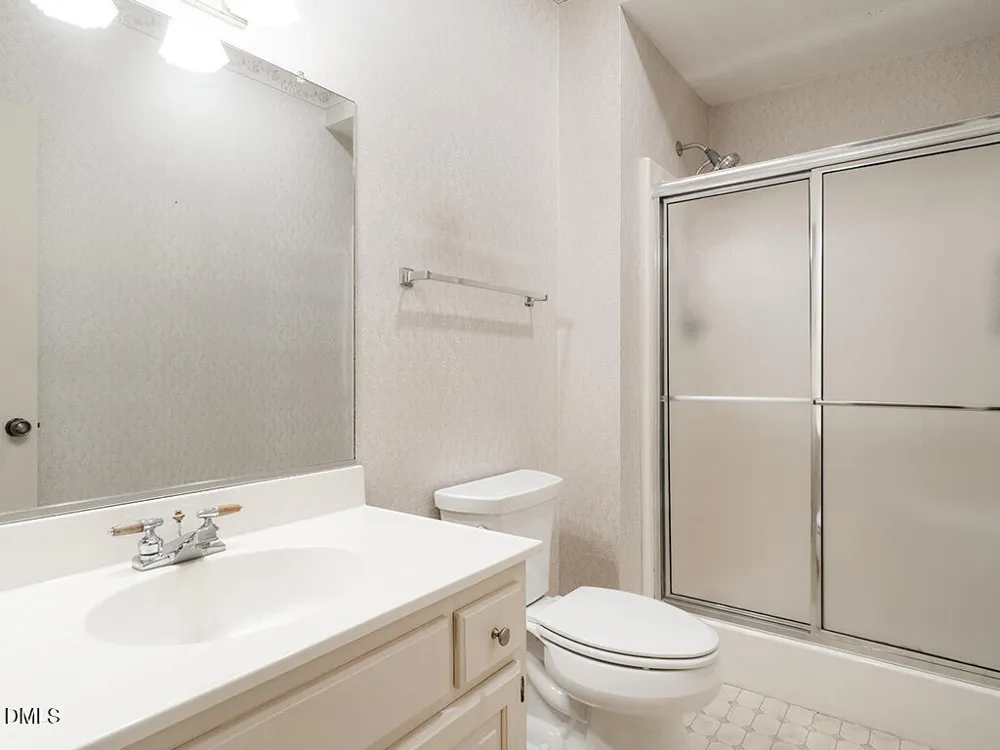 1020 Brookview Drive Elon, NC 27244