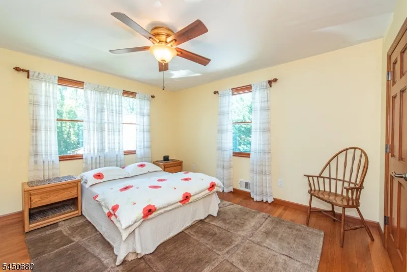 131 S Ridgedale Ave East Hanover, NJ 07936