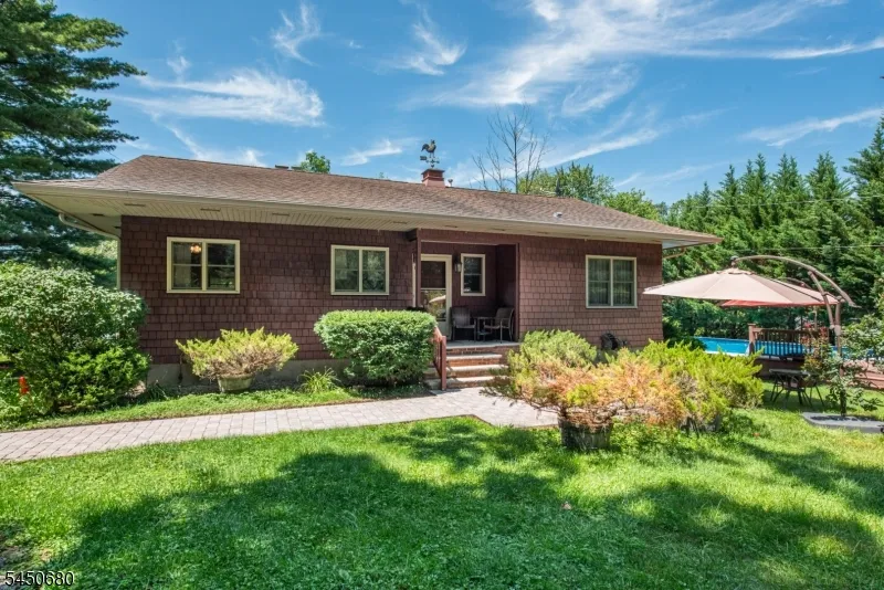 131 S Ridgedale Ave East Hanover, NJ 07936