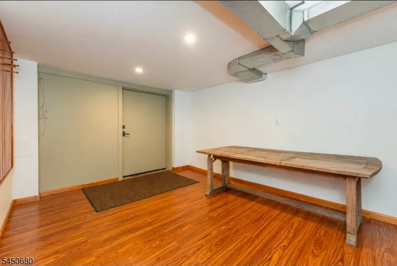 131 S Ridgedale Ave East Hanover, NJ 07936