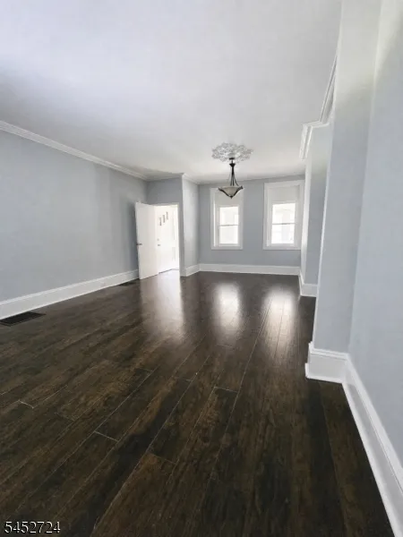 302 Pennington Ave